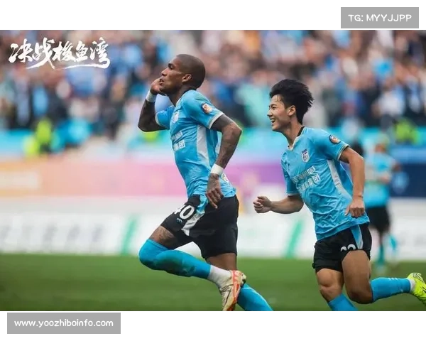 大连英博发布致敬球迷海报，感谢赛季支持